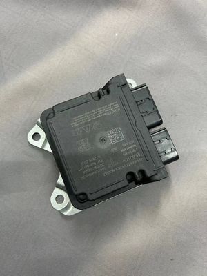 State-Of-The-Art EV Engine Control Module 1512876-00-B For Tesla Model 3 And Model Y