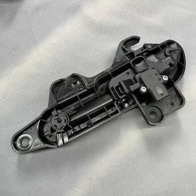 Tesla Model 2019- Front Door Handle 1528115-00-B / 1528114-00-B This Car Part