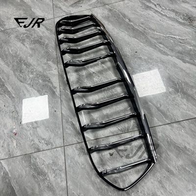 OEM 673007000 Car Front Grille FOR Quattroporte 2017 With Standard Design